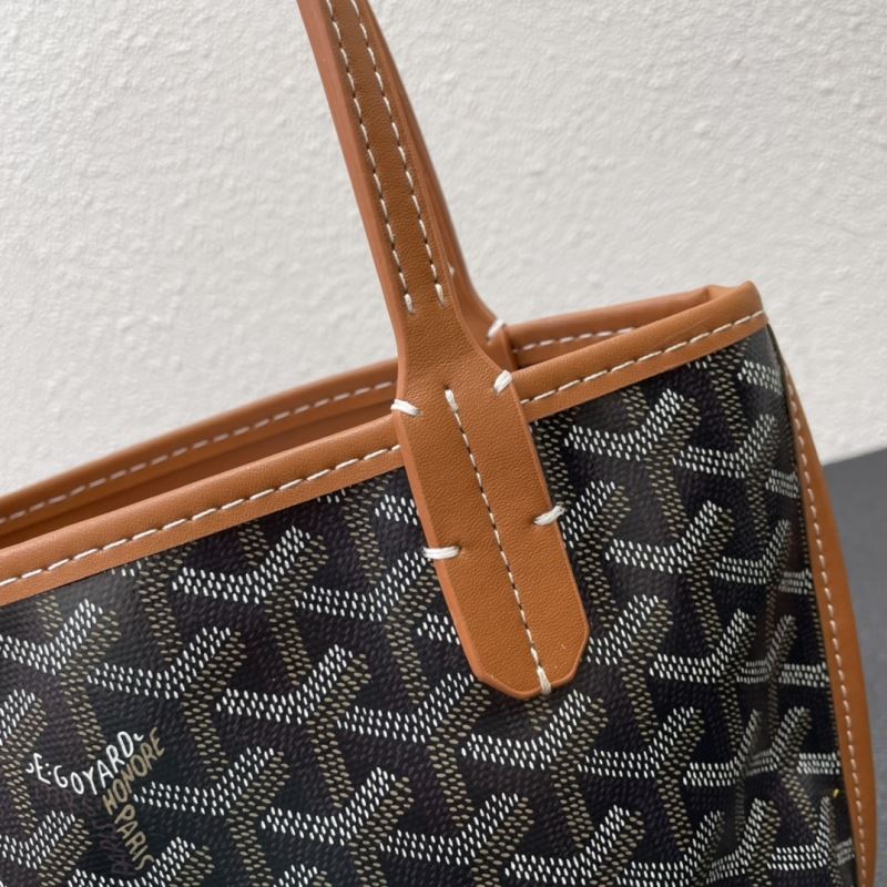 Goyard Shopping Bags